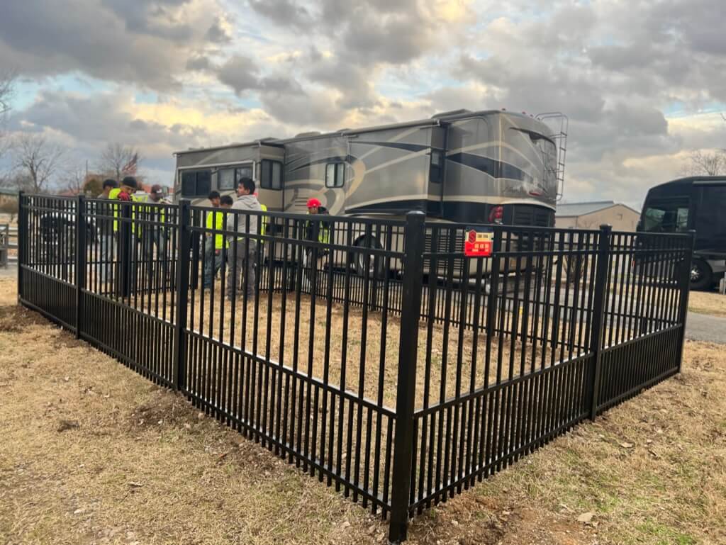 aluminum fence